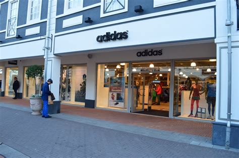 outlet roermond winkels adidas|adidas uitverkoop.